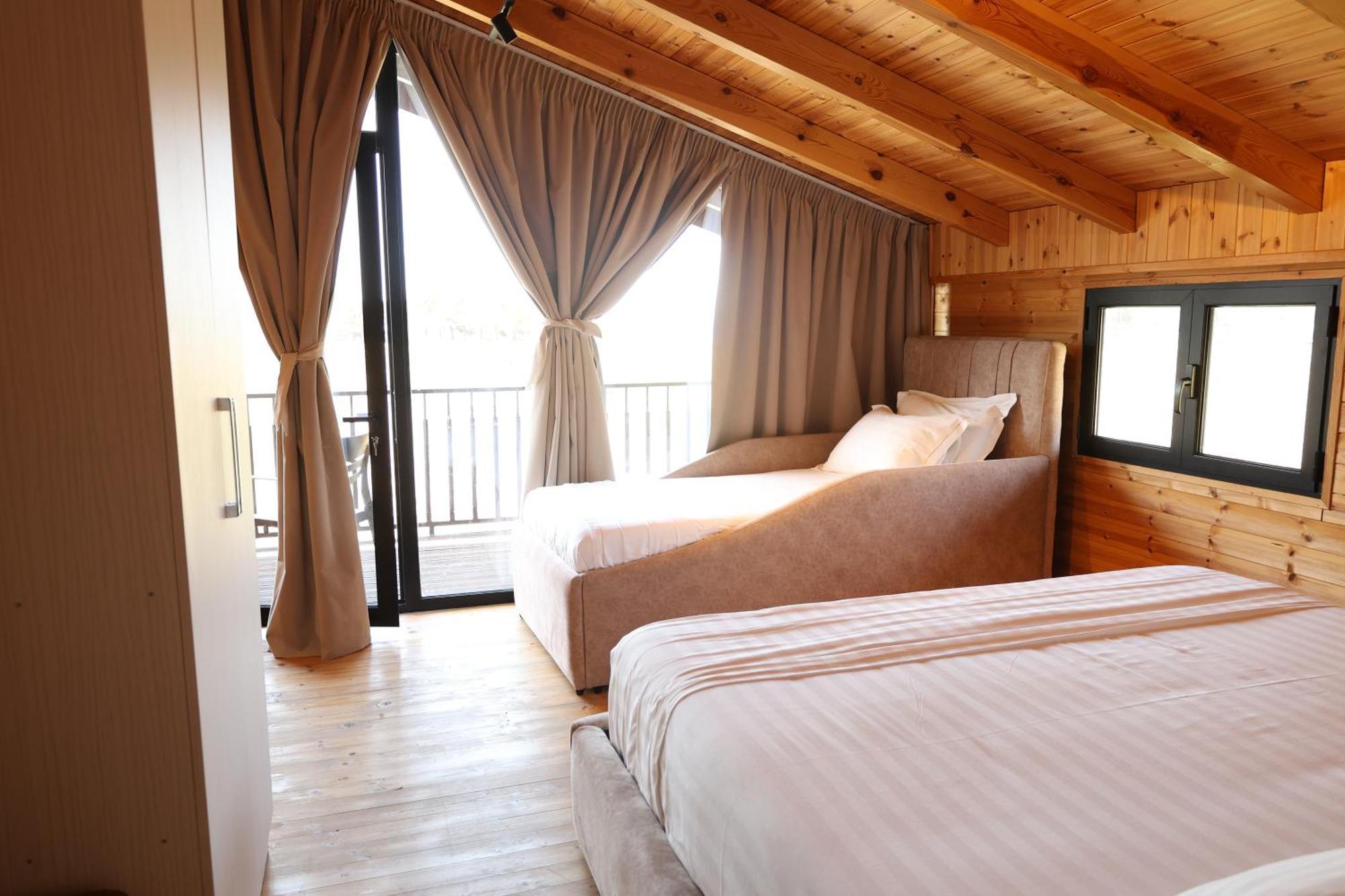 Posh Villa 1 Kavaje Εξωτερικό φωτογραφία